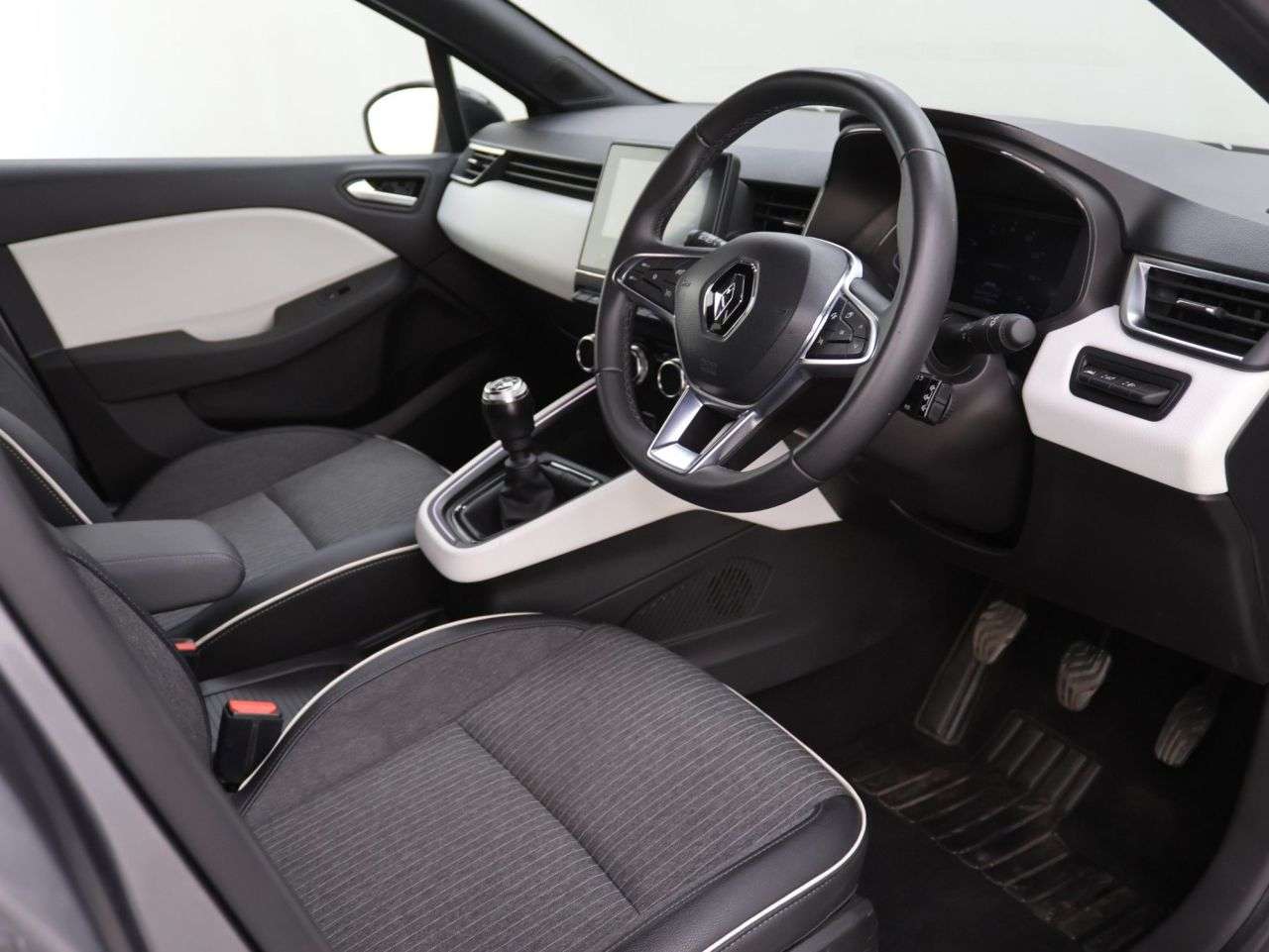 2023 RENAULT CLIO 2023 RENAULT CLIO