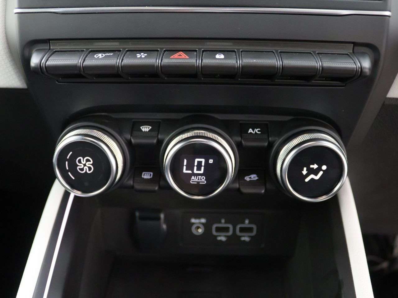 2023 RENAULT CLIO 2023 RENAULT CLIO