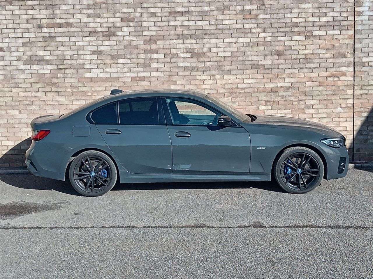 A 2022 BMW 3 SERIES 2.0 330e 12kWh M Sport Pro Edition Saloon 4dr Petrol Plug-in Hybrid Auto xD A 2022 BMW 3 SERIES 2.0 330e 12kWh M Sport Pro Edition Saloon 4dr Petrol Plug-in Hybrid Auto xD