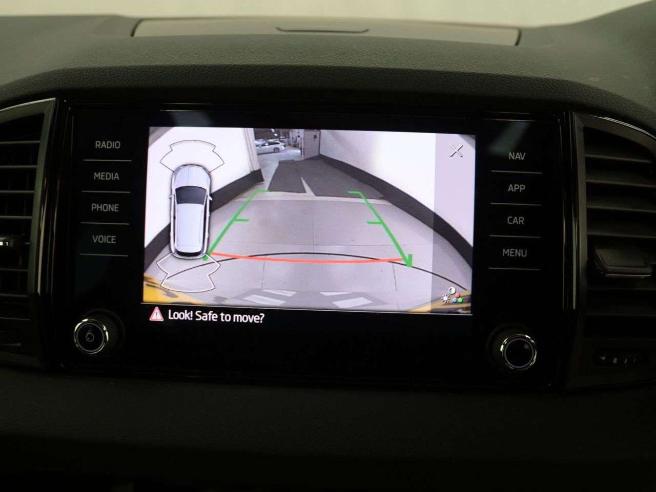 2023 SKODA KAROQ 2023 SKODA KAROQ
