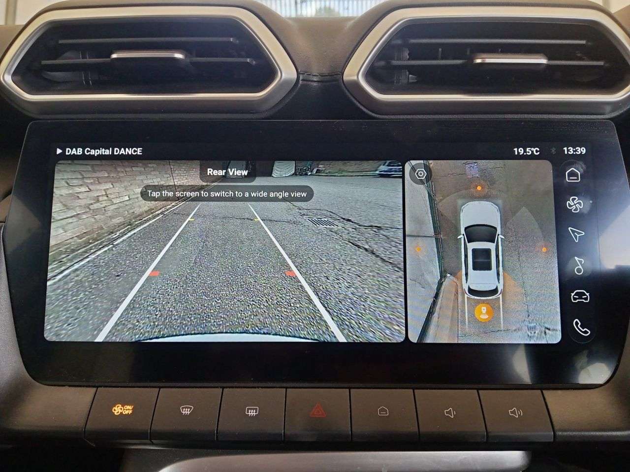 A 2025 MG MG ZS 1.5 Hybrid+ Trophy SUV 5dr Petrol Hybrid Auto Euro 6 (s/s) (196 ps) A 2025 MG MG ZS 1.5 Hybrid+ Trophy SUV 5dr Petrol Hybrid Auto Euro 6 (s/s) (196 ps)