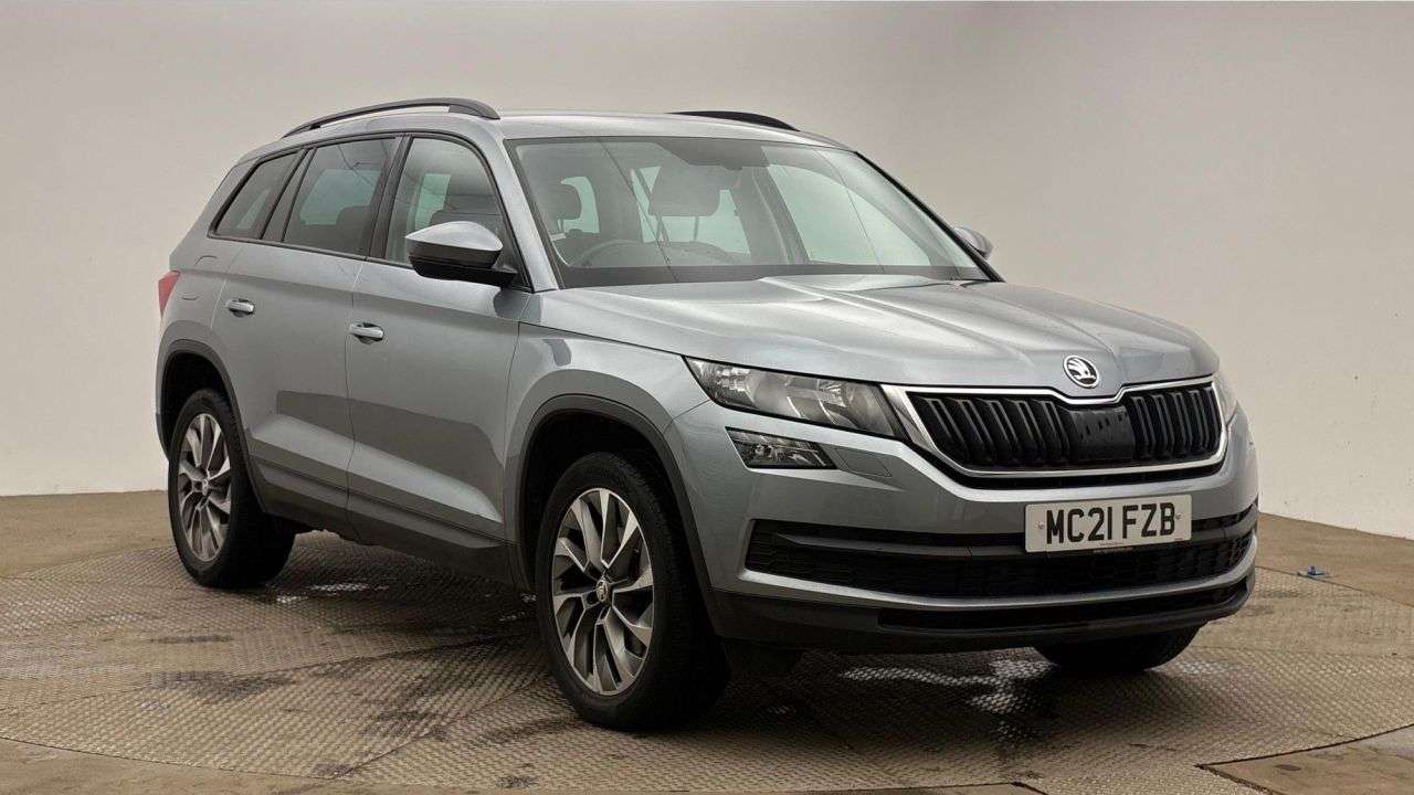 A 2021 SKODA KODIAQ 2.0 TDI SE Drive SUV 5dr Diesel DSG Euro 6 (s/s) (7 Seat) (150 ps) A 2021 SKODA KODIAQ 2.0 TDI SE Drive SUV 5dr Diesel DSG Euro 6 (s/s) (7 Seat) (150 ps)