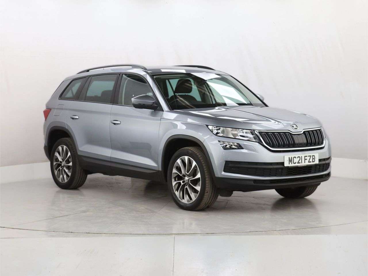 A 2021 SKODA KODIAQ 2.0 TDI SE Drive SUV 5dr Diesel DSG Euro 6 (s/s) (7 Seat) (150 ps) A 2021 SKODA KODIAQ 2.0 TDI SE Drive SUV 5dr Diesel DSG Euro 6 (s/s) (7 Seat) (150 ps)