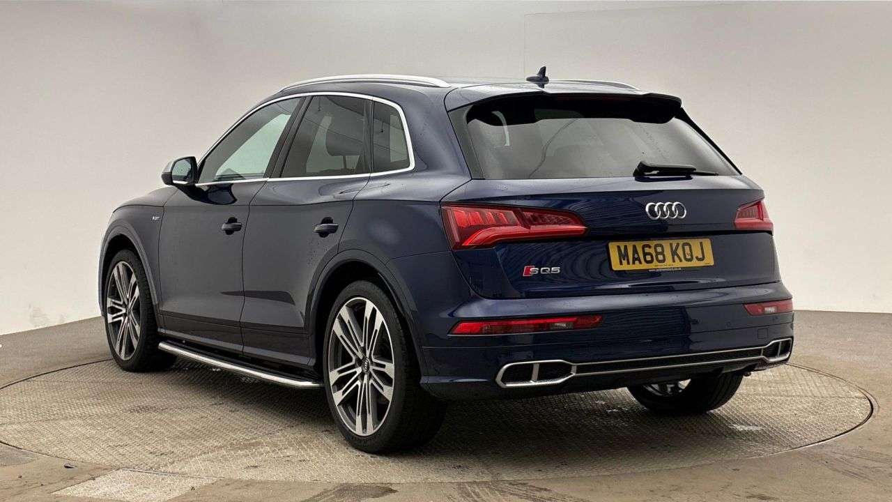 A 2018 AUDI SQ5 3.0 TFSI V6 SUV 5dr Petrol Tiptronic quattro Euro 6 (s/s) (354 ps) A 2018 AUDI SQ5 3.0 TFSI V6 SUV 5dr Petrol Tiptronic quattro Euro 6 (s/s) (354 ps)
