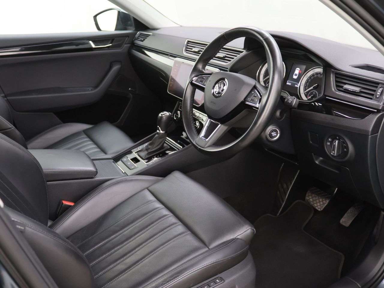 2018 SKODA SUPERB 2018 SKODA SUPERB