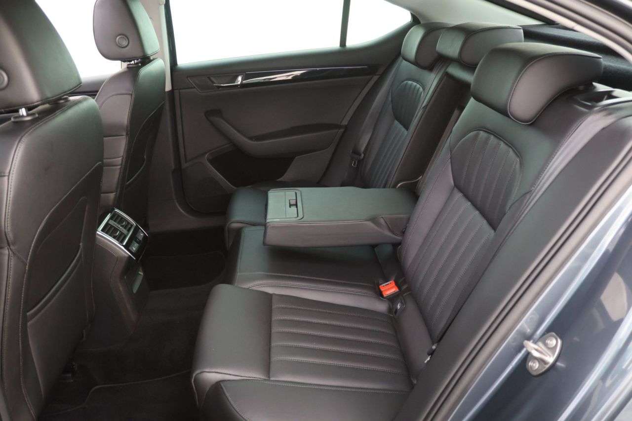 2018 SKODA SUPERB 2018 SKODA SUPERB