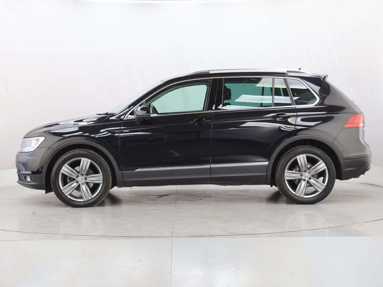 2019 VOLKSWAGEN TIGUAN 2019 VOLKSWAGEN TIGUAN