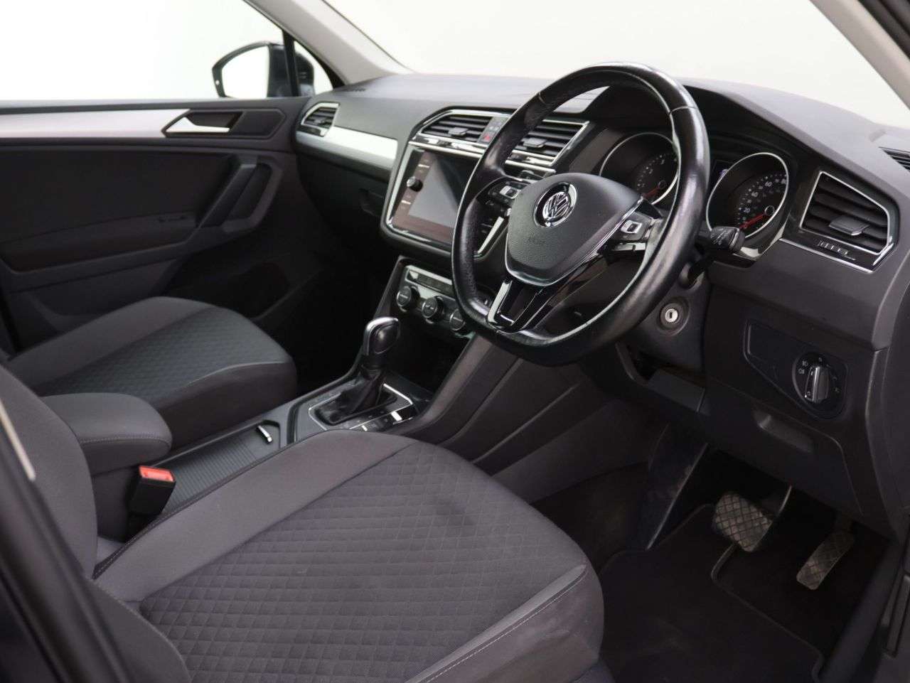 2019 VOLKSWAGEN TIGUAN 2019 VOLKSWAGEN TIGUAN