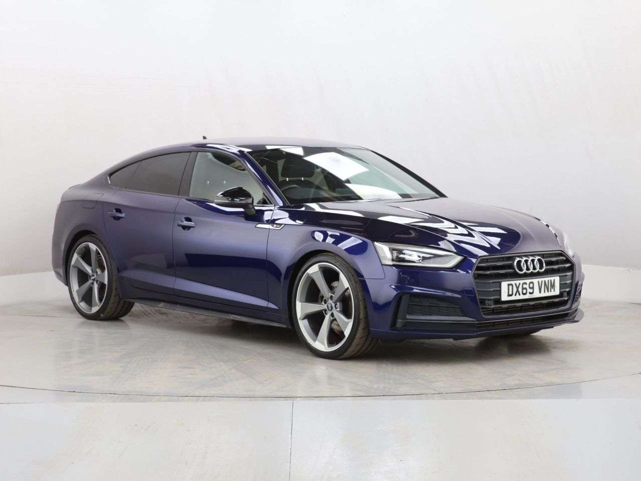 A 2019 AUDI A5 2.0 TFSI 35 Black Edition Sportback 5dr Petrol S Tronic Euro 6 (s/s) (150 p A 2019 AUDI A5 2.0 TFSI 35 Black Edition Sportback 5dr Petrol S Tronic Euro 6 (s/s) (150 p
