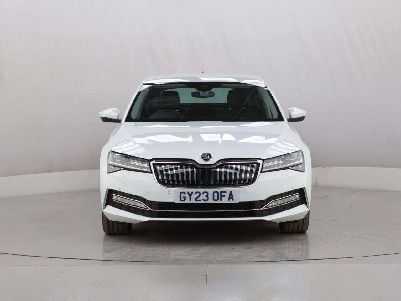 A 2023 SKODA SUPERB 1.4 TSI iV 13kWh SE L Hatchback 5dr Petrol Plug-in Hybrid DSG Euro 6 (s/s) A 2023 SKODA SUPERB 1.4 TSI iV 13kWh SE L Hatchback 5dr Petrol Plug-in Hybrid DSG Euro 6 (s/s)