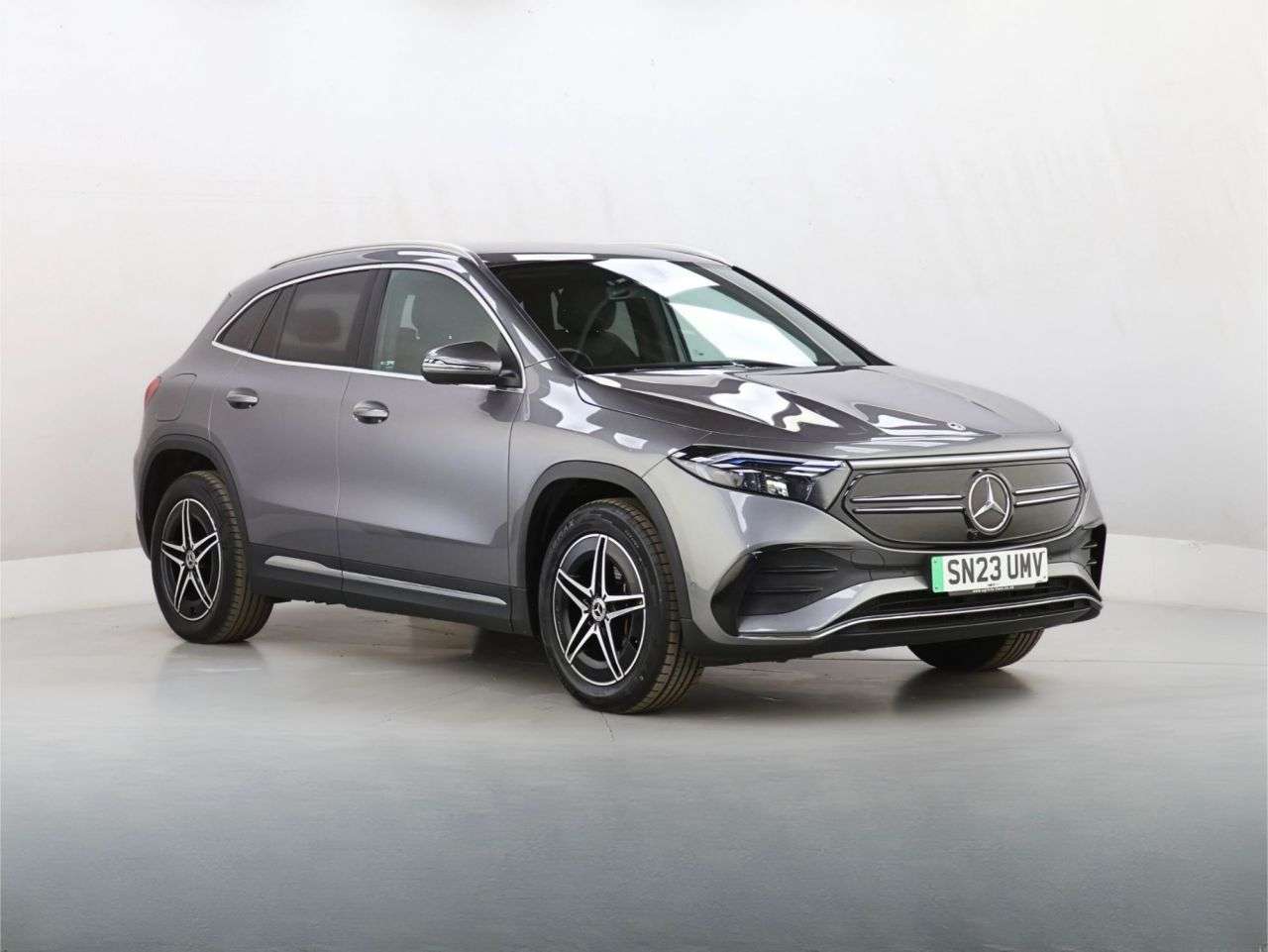 A 2023 MERCEDES-BENZ EQA EQA 350 66.5kWh AMG Line SUV 5dr Electric Auto 4MATIC (292 ps) A 2023 MERCEDES-BENZ EQA EQA 350 66.5kWh AMG Line SUV 5dr Electric Auto 4MATIC (292 ps)