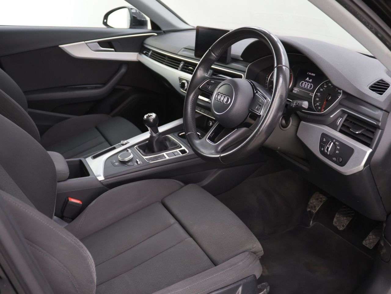 2016 AUDI A4 2016 AUDI A4