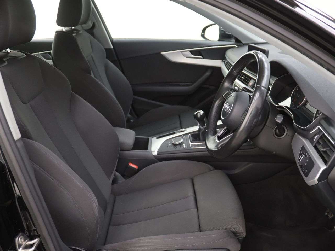2016 AUDI A4 2016 AUDI A4