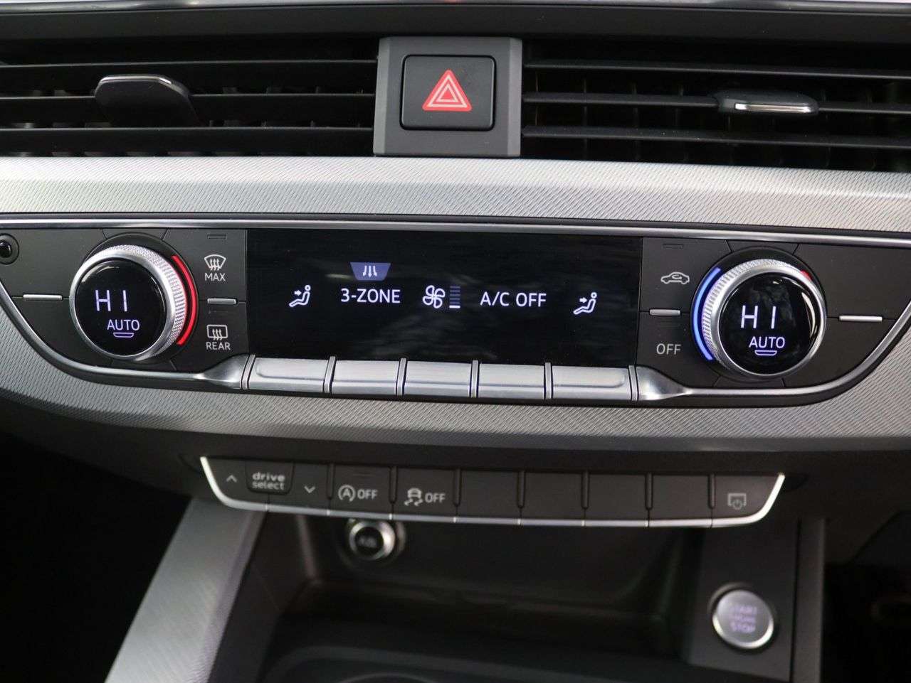 2016 AUDI A4 2016 AUDI A4