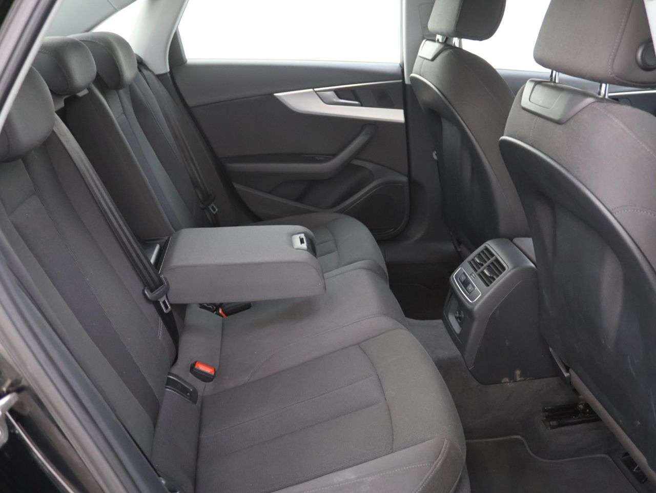 2016 AUDI A4 2016 AUDI A4