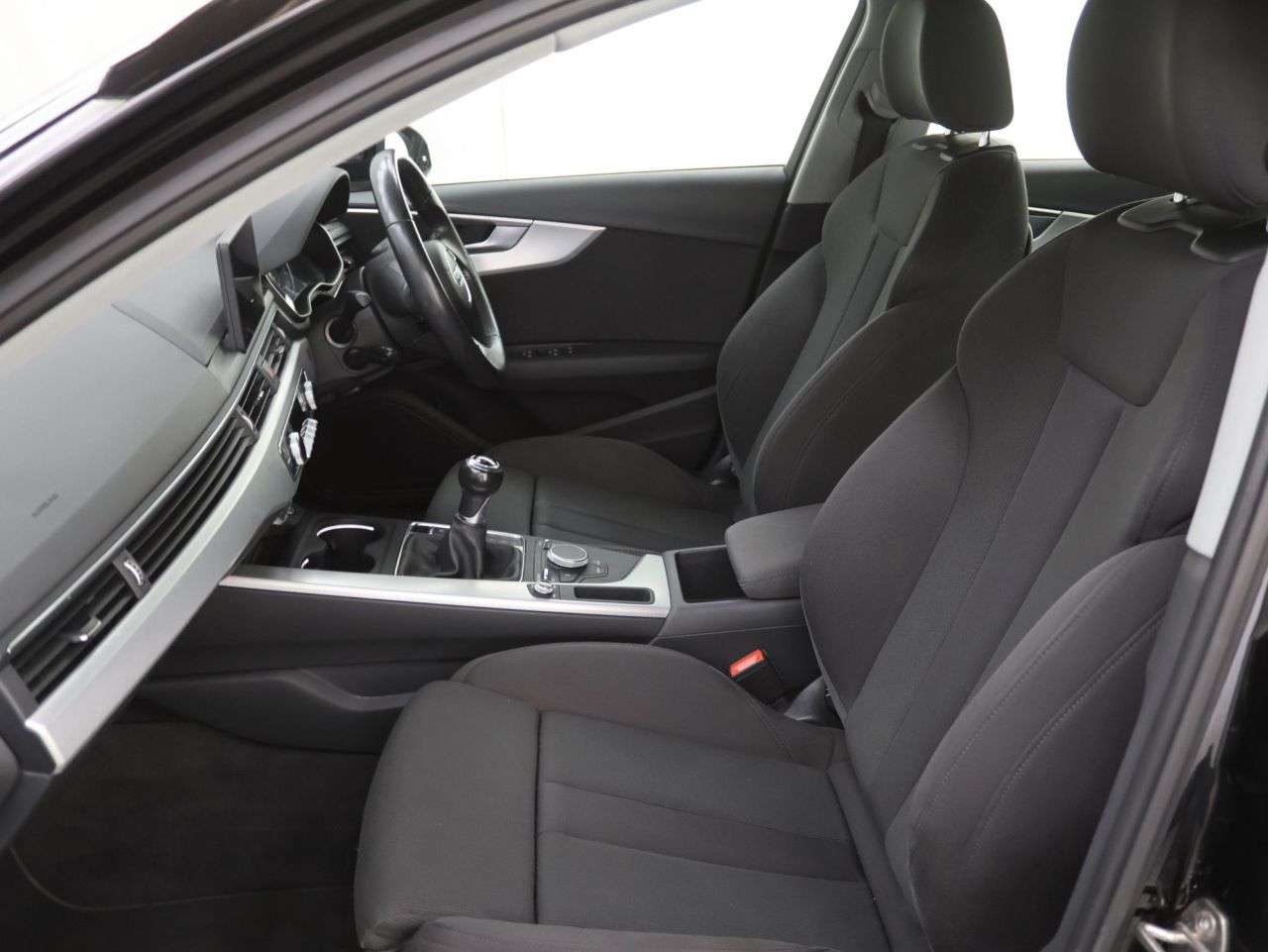 2016 AUDI A4 2016 AUDI A4