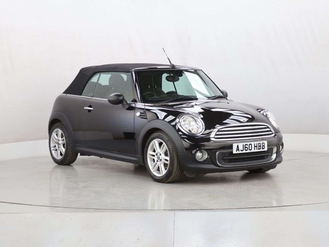 A 2010 MINI CONVERTIBLE 1.6 One Convertible 2dr Petrol Manual Euro 5 (98 ps) A 2010 MINI CONVERTIBLE 1.6 One Convertible 2dr Petrol Manual Euro 5 (98 ps)