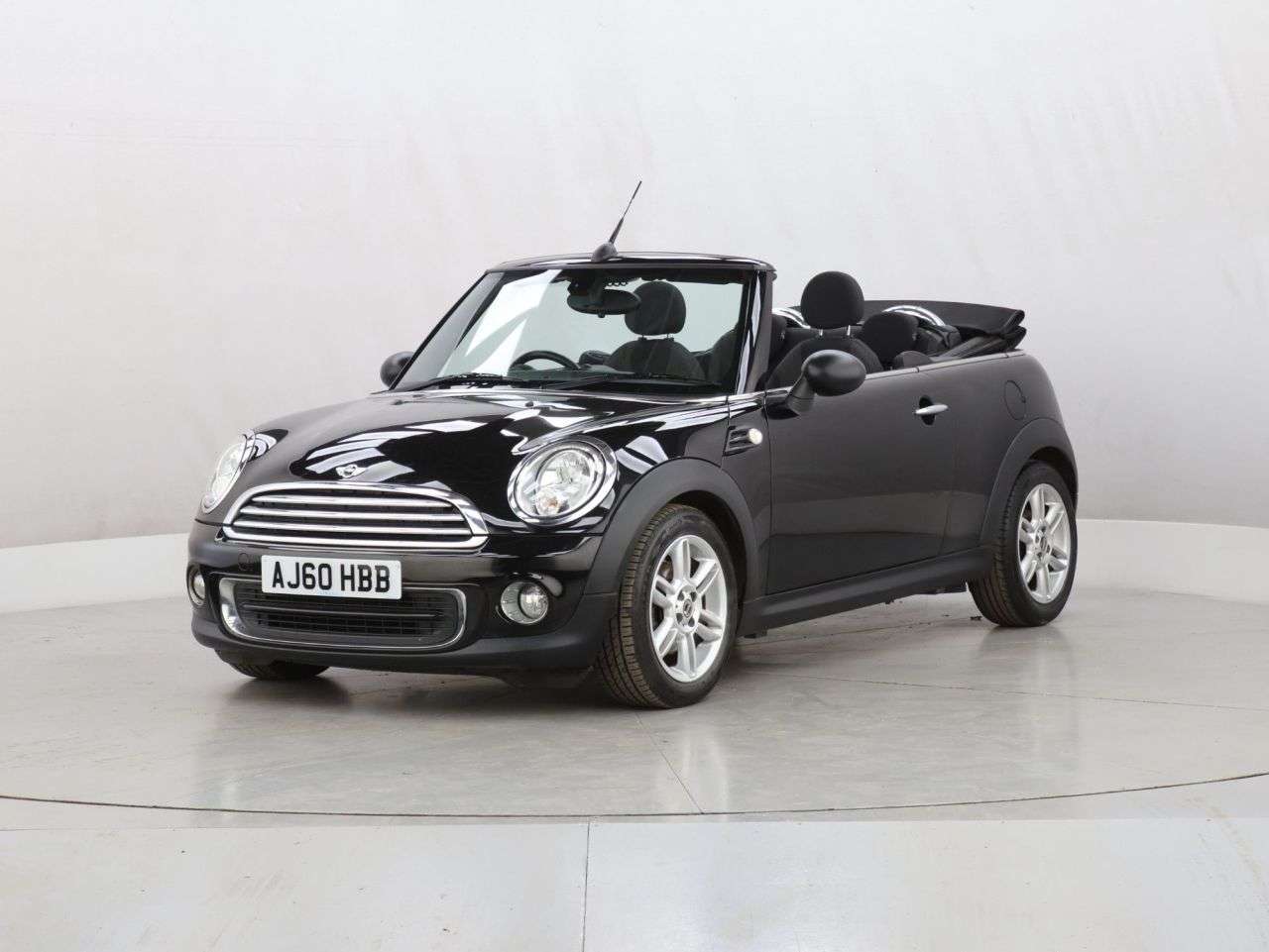 A 2010 MINI CONVERTIBLE 1.6 One Convertible 2dr Petrol Manual Euro 5 (98 ps) A 2010 MINI CONVERTIBLE 1.6 One Convertible 2dr Petrol Manual Euro 5 (98 ps)