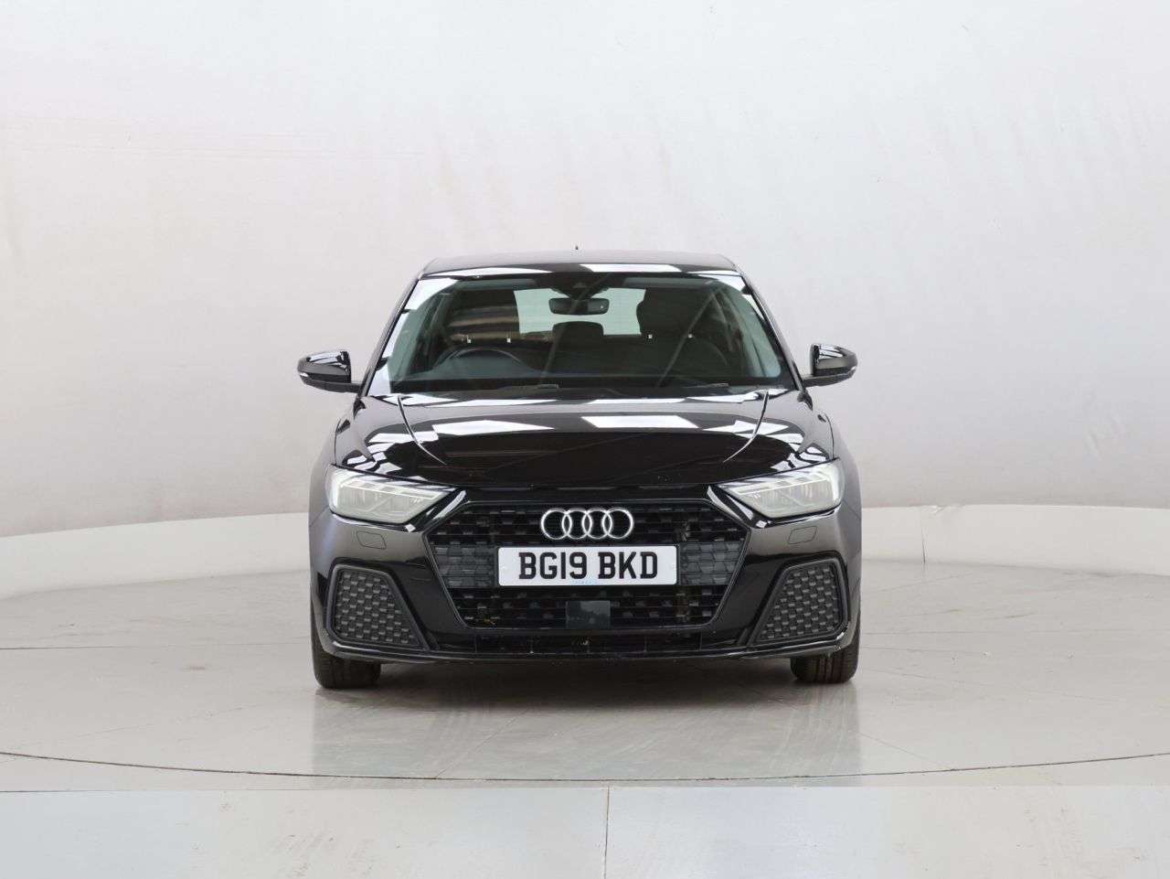 A 2019 AUDI A1 1.0 TFSI 30 SE Sportback 5dr Petrol Manual Euro 6 (s/s) (116 ps) A 2019 AUDI A1 1.0 TFSI 30 SE Sportback 5dr Petrol Manual Euro 6 (s/s) (116 ps)