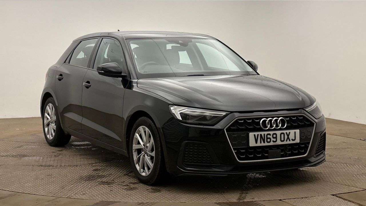 A 2019 AUDI A1 1.0 TFSI 30 Sport Sportback 5dr Petrol Manual Euro 6 (s/s) (116 ps) A 2019 AUDI A1 1.0 TFSI 30 Sport Sportback 5dr Petrol Manual Euro 6 (s/s) (116 ps)