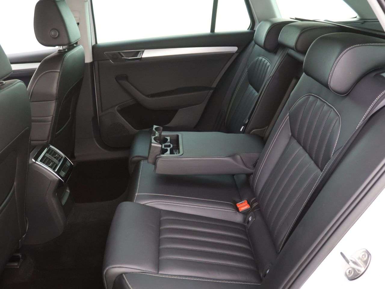 2020 SKODA SUPERB 2020 SKODA SUPERB