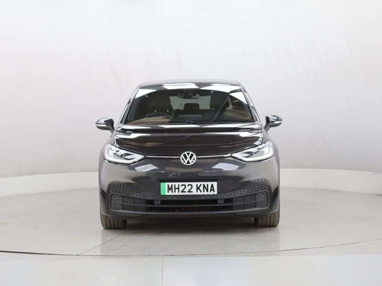 A 2022 VOLKSWAGEN ID3 Pro 58kWh Family Hatchback 5dr Electric Auto (145 ps) A 2022 VOLKSWAGEN ID3 Pro 58kWh Family Hatchback 5dr Electric Auto (145 ps)