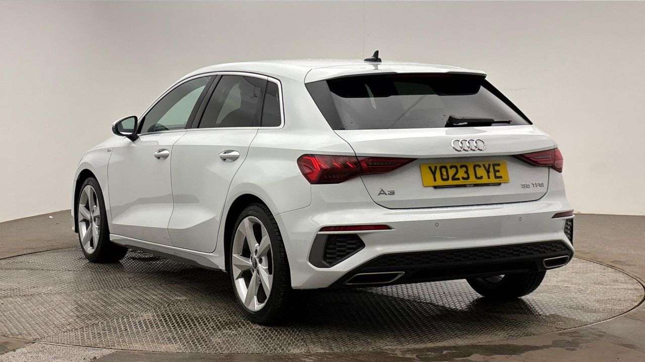 A 2023 AUDI A3 1.5 TFSI 35 S line Sportback 5dr Petrol Manual Euro 6 (s/s) (150 ps) A 2023 AUDI A3 1.5 TFSI 35 S line Sportback 5dr Petrol Manual Euro 6 (s/s) (150 ps)