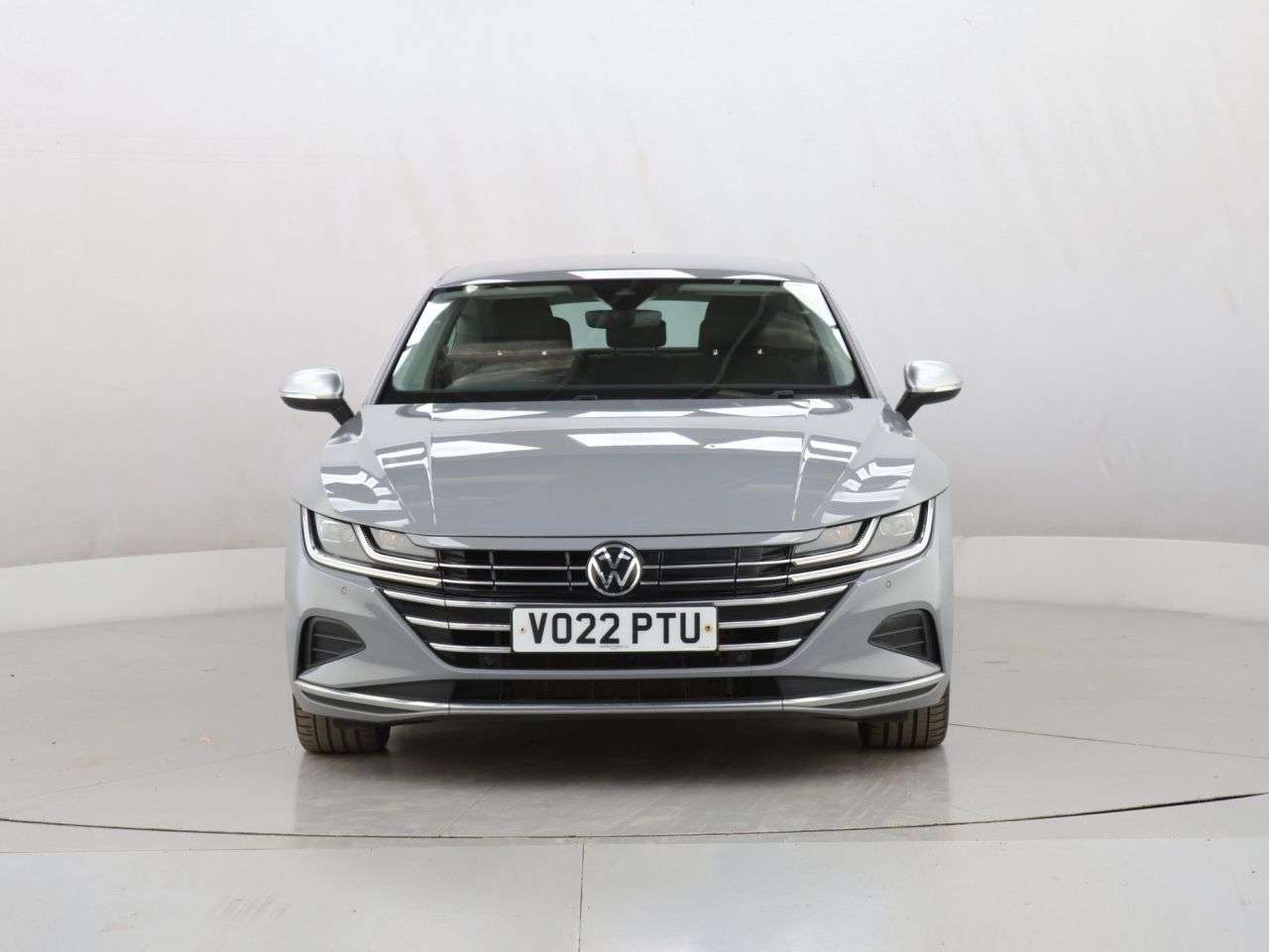 A 2022 VOLKSWAGEN ARTEON 1.4 TSI 13kWh Elegance Fastback 5dr Petrol Plug-in Hybrid DSG Euro 6 (s/s) A 2022 VOLKSWAGEN ARTEON 1.4 TSI 13kWh Elegance Fastback 5dr Petrol Plug-in Hybrid DSG Euro 6 (s/s)