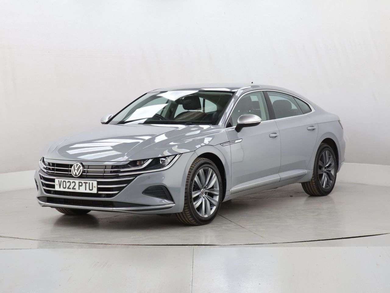 A 2022 VOLKSWAGEN ARTEON 1.4 TSI 13kWh Elegance Fastback 5dr Petrol Plug-in Hybrid DSG Euro 6 (s/s) A 2022 VOLKSWAGEN ARTEON 1.4 TSI 13kWh Elegance Fastback 5dr Petrol Plug-in Hybrid DSG Euro 6 (s/s)