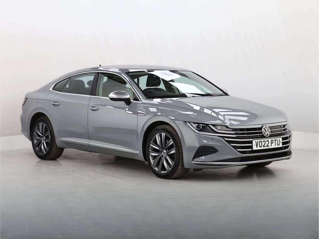 A 2022 VOLKSWAGEN ARTEON 1.4 TSI 13kWh Elegance Fastback 5dr Petrol Plug-in Hybrid DSG Euro 6 (s/s) A 2022 VOLKSWAGEN ARTEON 1.4 TSI 13kWh Elegance Fastback 5dr Petrol Plug-in Hybrid DSG Euro 6 (s/s)