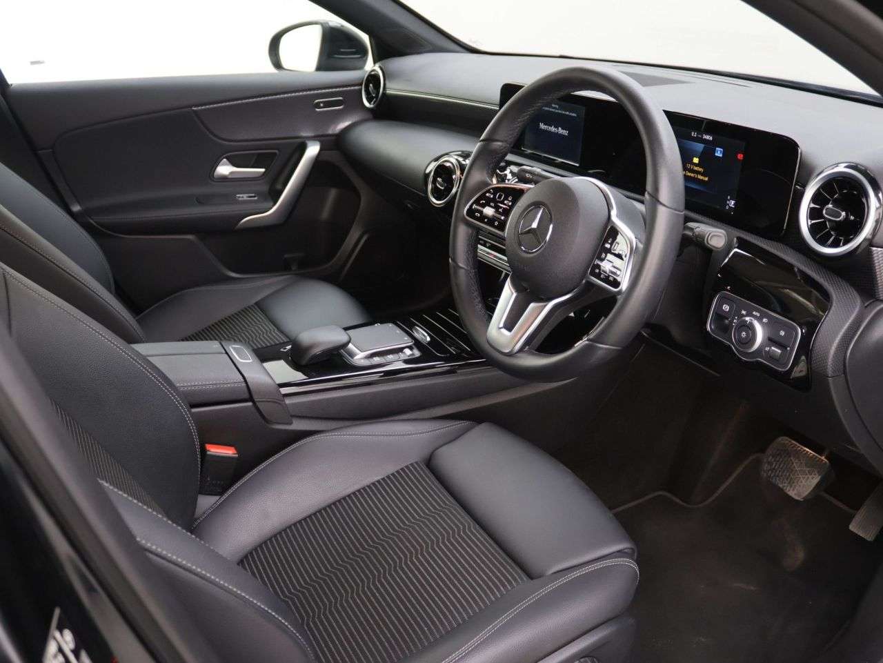 2022 MERCEDES-BENZ A CLASS 2022 MERCEDES-BENZ A CLASS