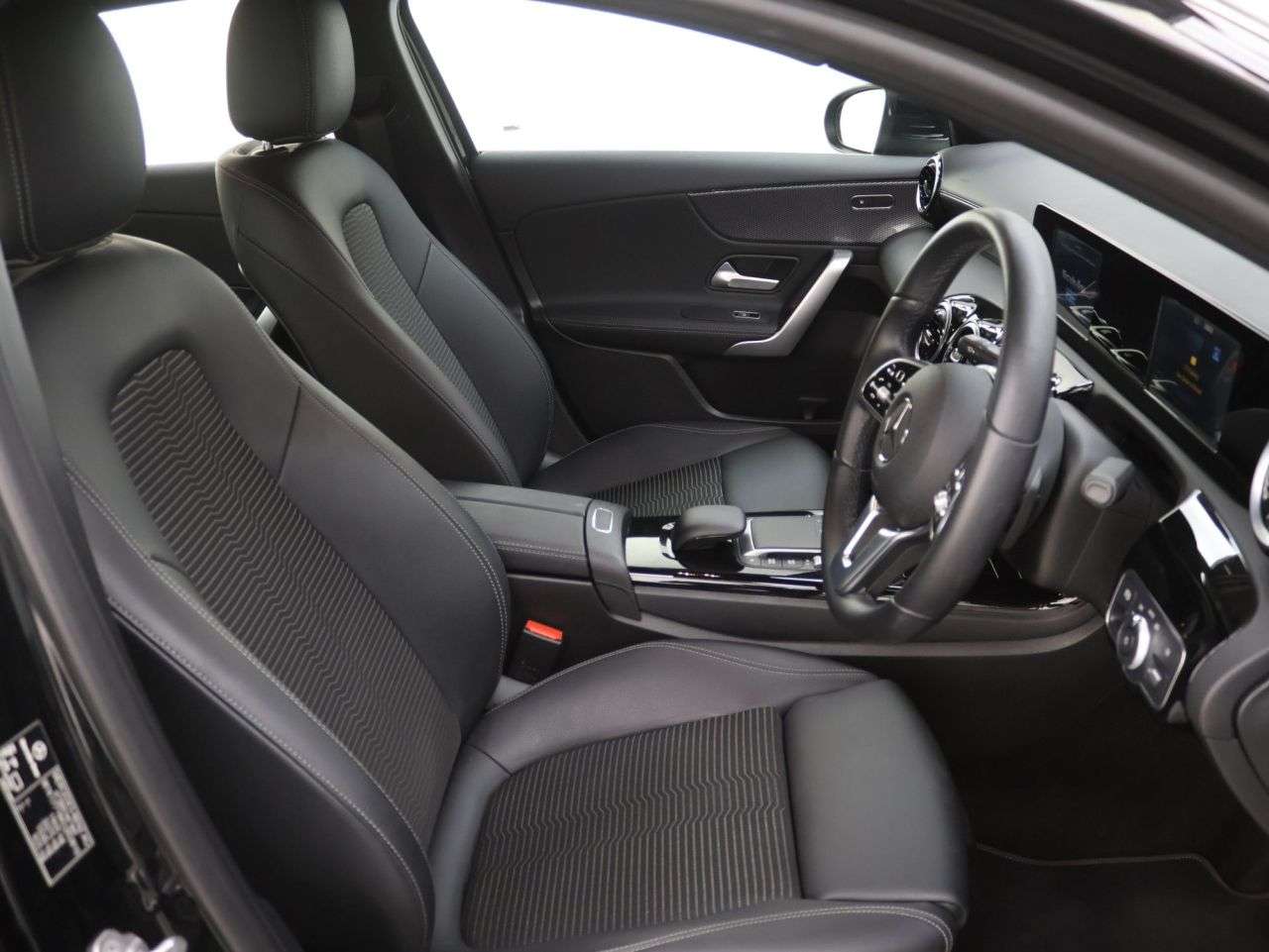 2022 MERCEDES-BENZ A CLASS 2022 MERCEDES-BENZ A CLASS
