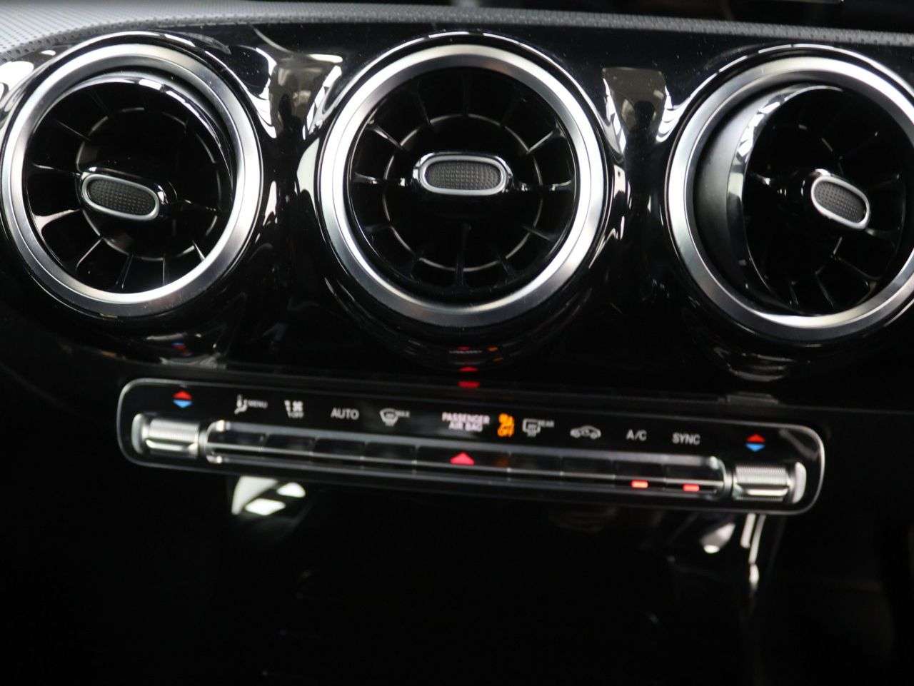 2022 MERCEDES-BENZ A CLASS 2022 MERCEDES-BENZ A CLASS