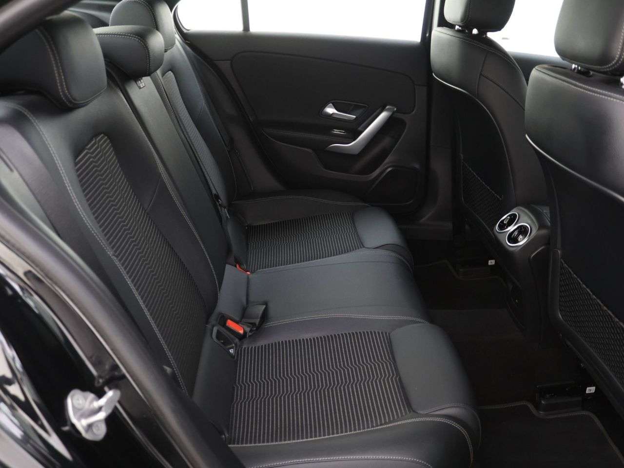 2022 MERCEDES-BENZ A CLASS 2022 MERCEDES-BENZ A CLASS