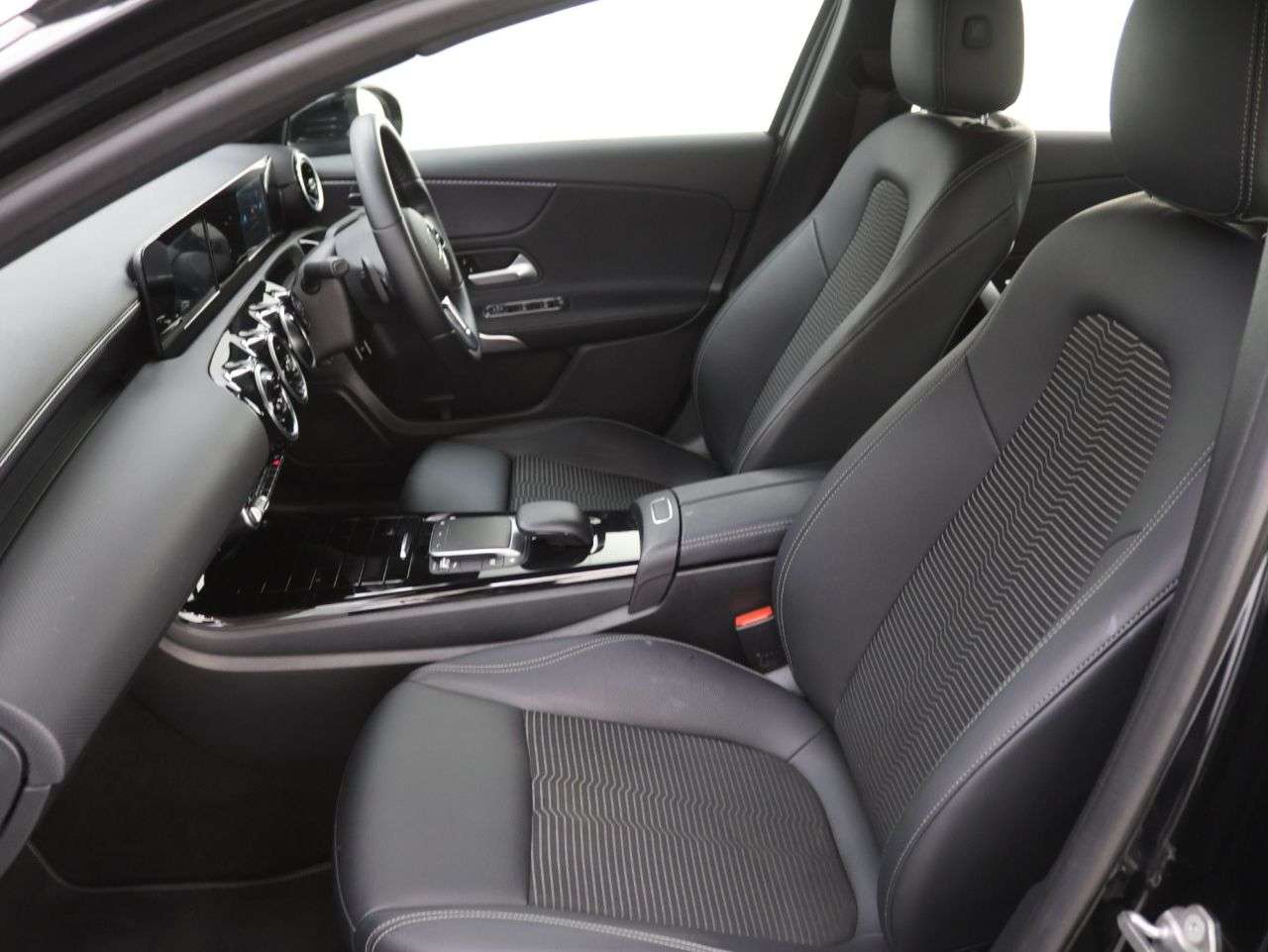 2022 MERCEDES-BENZ A CLASS 2022 MERCEDES-BENZ A CLASS