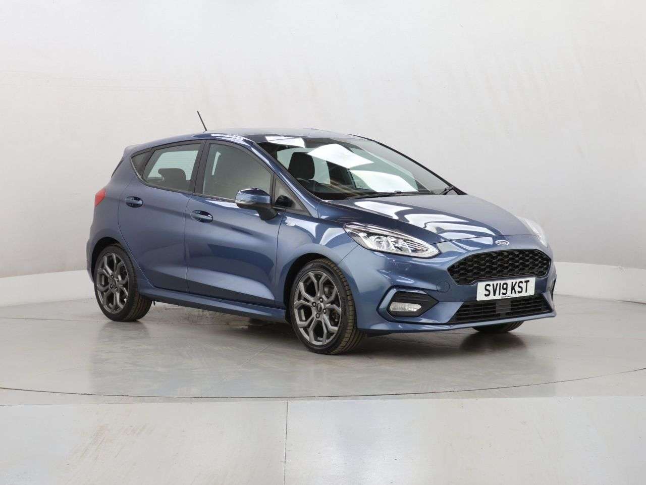 A 2019 FORD FIESTA 1.0T EcoBoost GPF ST-Line Hatchback 5dr Petrol Manual Euro 6 (s/s) (125 ps) A 2019 FORD FIESTA 1.0T EcoBoost GPF ST-Line Hatchback 5dr Petrol Manual Euro 6 (s/s) (125 ps)