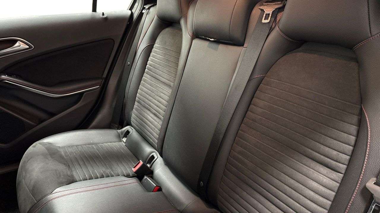 2018 MERCEDES-BENZ A CLASS 2018 MERCEDES-BENZ A CLASS