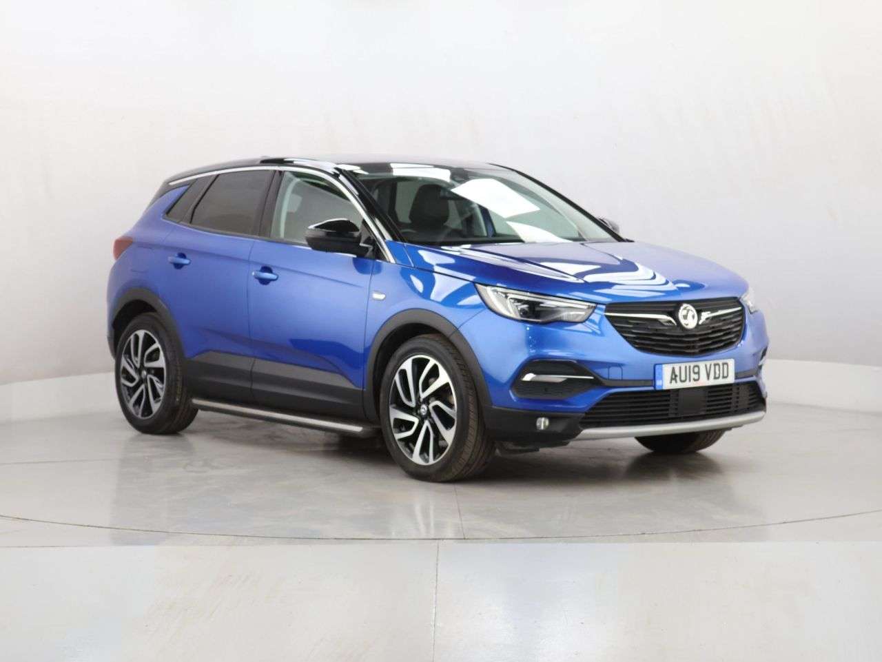 A 2019 VAUXHALL GRANDLAND X 1.2 Turbo Elite Nav SUV 5dr Petrol Manual 6Spd Euro 6 (s/s) (130 ps) A 2019 VAUXHALL GRANDLAND X 1.2 Turbo Elite Nav SUV 5dr Petrol Manual 6Spd Euro 6 (s/s) (130 ps)