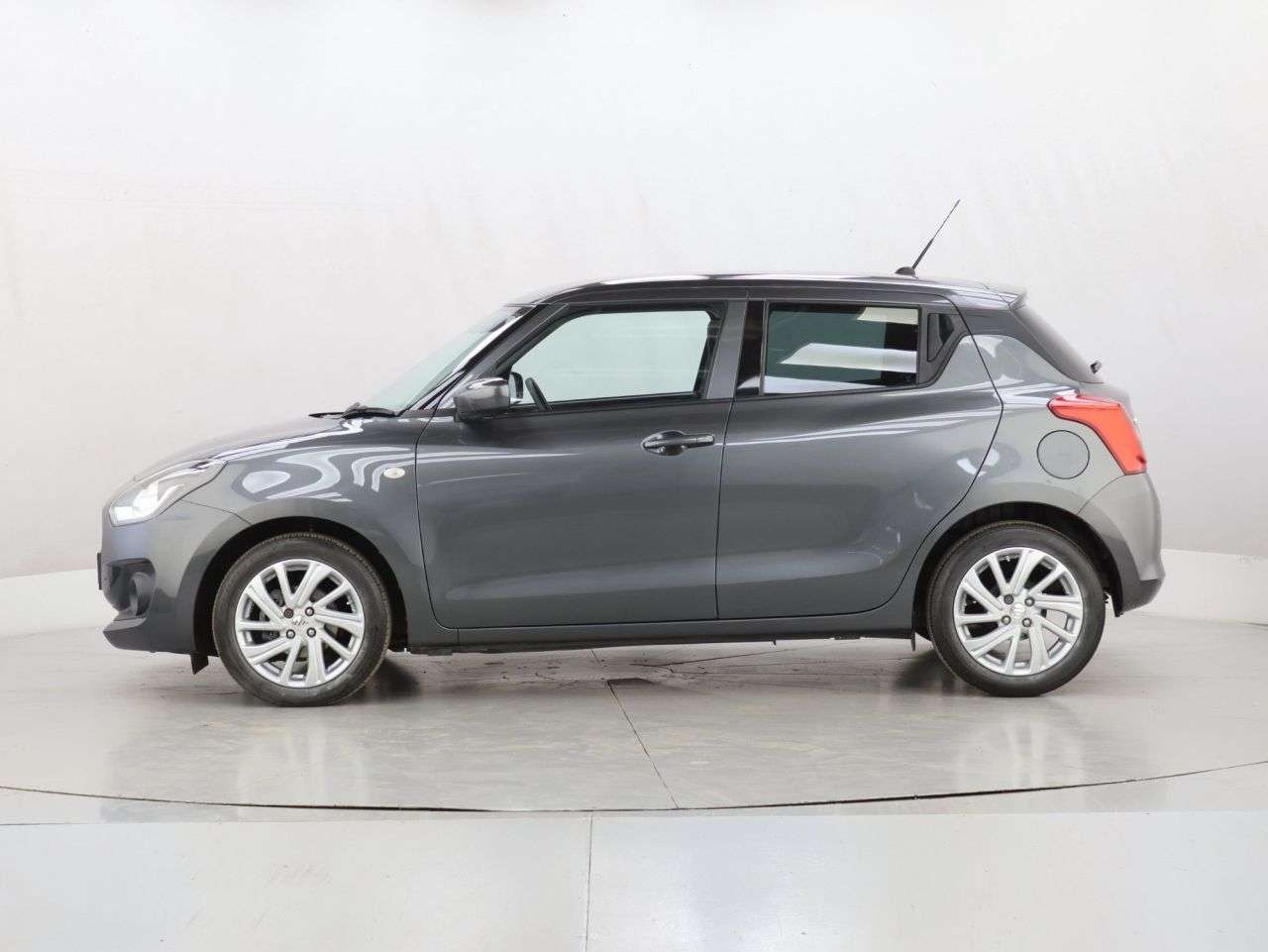 2023 SUZUKI SWIFT 2023 SUZUKI SWIFT