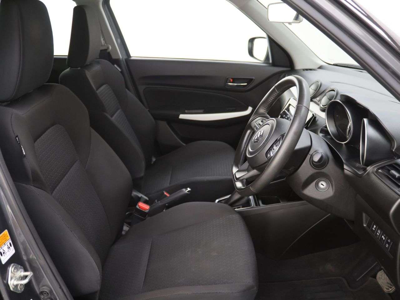 2023 SUZUKI SWIFT 2023 SUZUKI SWIFT