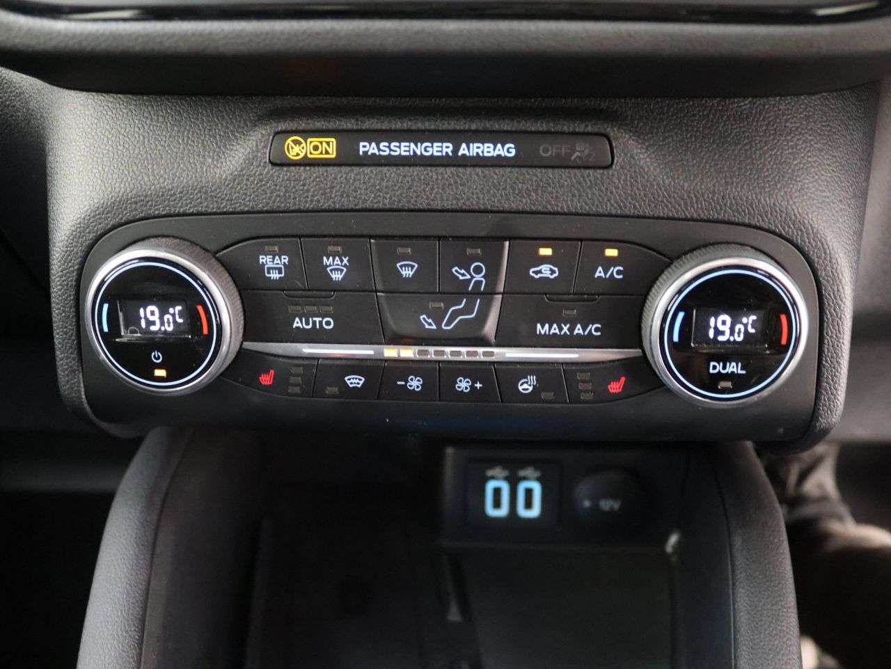 2021 FORD KUGA 2021 FORD KUGA