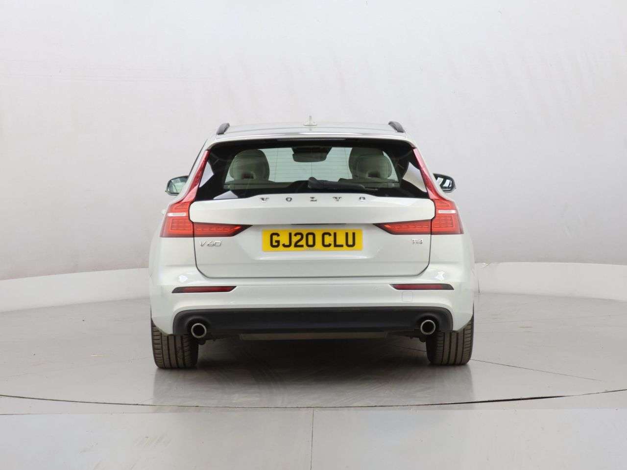 2020 VOLVO V60 2020 VOLVO V60