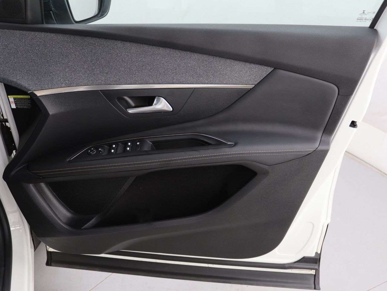 2019 PEUGEOT 3008 2019 PEUGEOT 3008