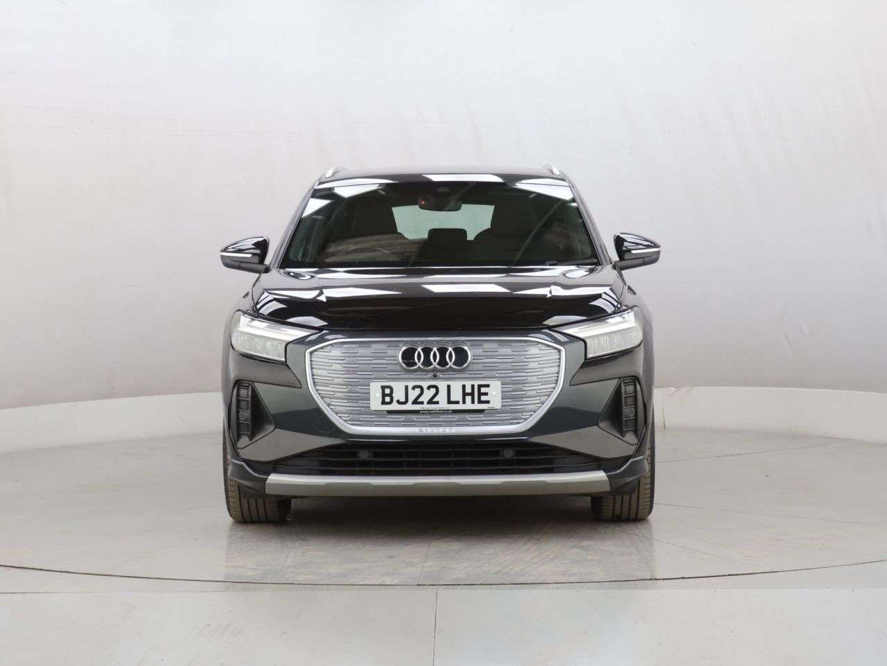 A 2022 AUDI Q4 E-TRON 35 Sport SUV 5dr Electric Auto 55kWh (170 ps) A 2022 AUDI Q4 E-TRON 35 Sport SUV 5dr Electric Auto 55kWh (170 ps)