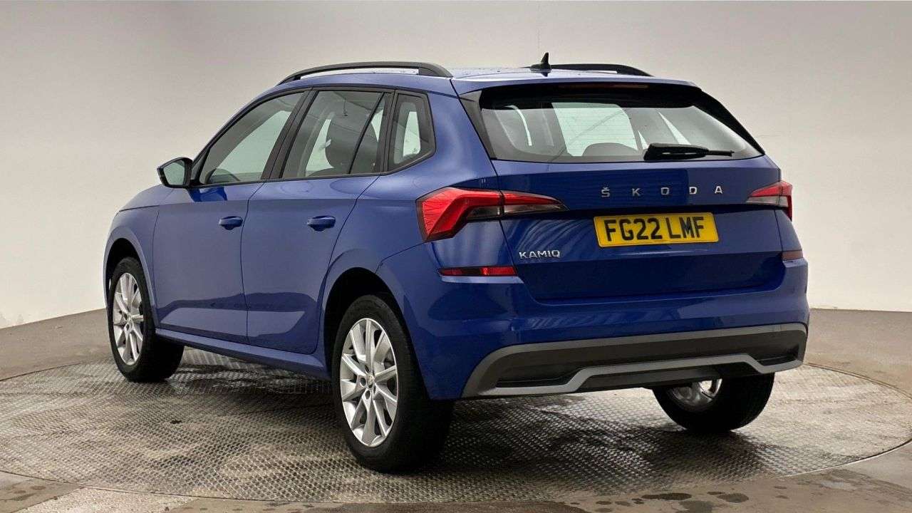 A 2022 SKODA KAMIQ 1.0 TSI SE SUV 5dr Petrol DSG Euro 6 (s/s) (110 ps) A 2022 SKODA KAMIQ 1.0 TSI SE SUV 5dr Petrol DSG Euro 6 (s/s) (110 ps)
