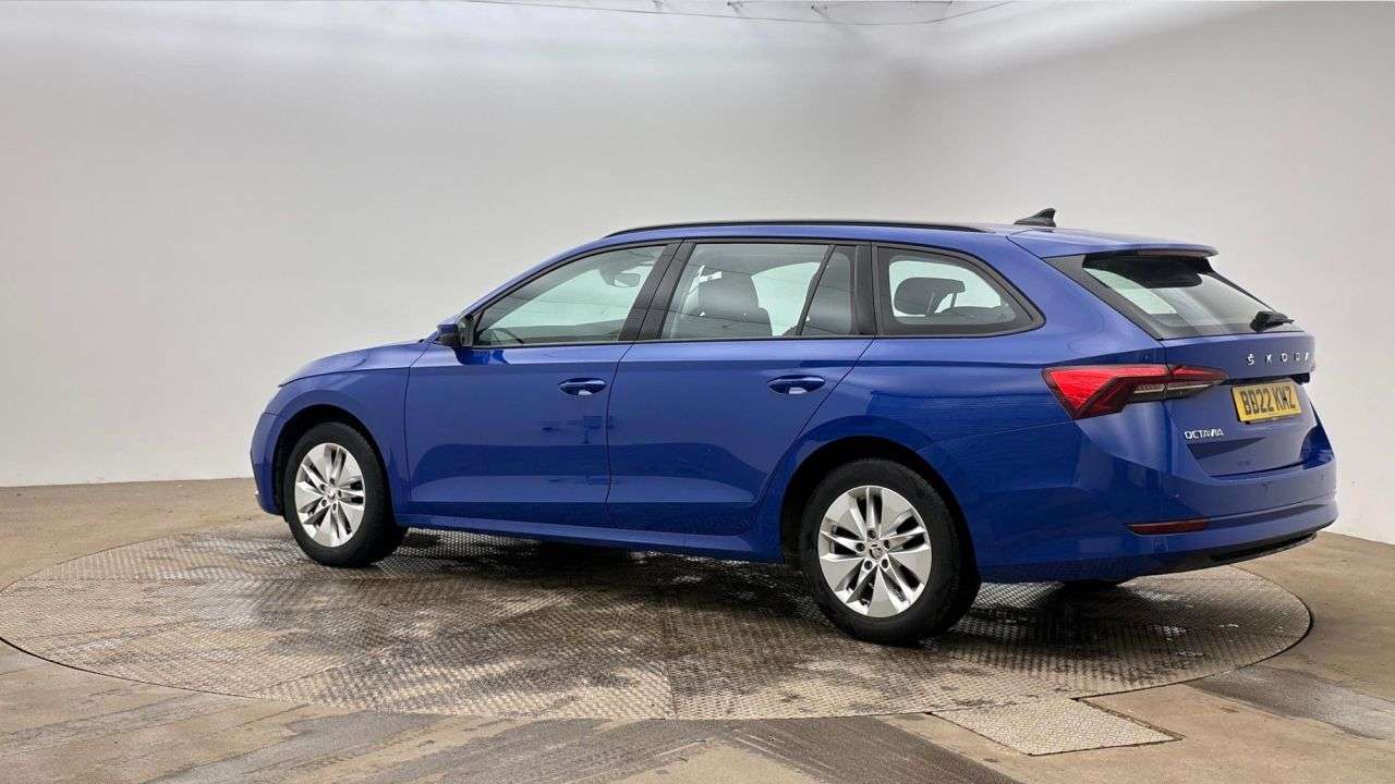 A 2022 SKODA OCTAVIA 1.5 TSI ACT SE Technology Estate 5dr Petrol Manual Euro 6 (s/s) (150 ps) A 2022 SKODA OCTAVIA 1.5 TSI ACT SE Technology Estate 5dr Petrol Manual Euro 6 (s/s) (150 ps)
