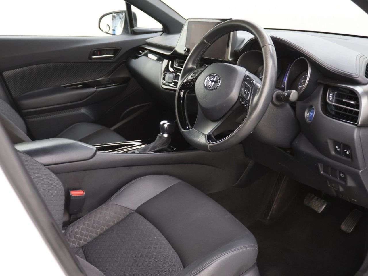 2023 TOYOTA C-HR 2023 TOYOTA C-HR