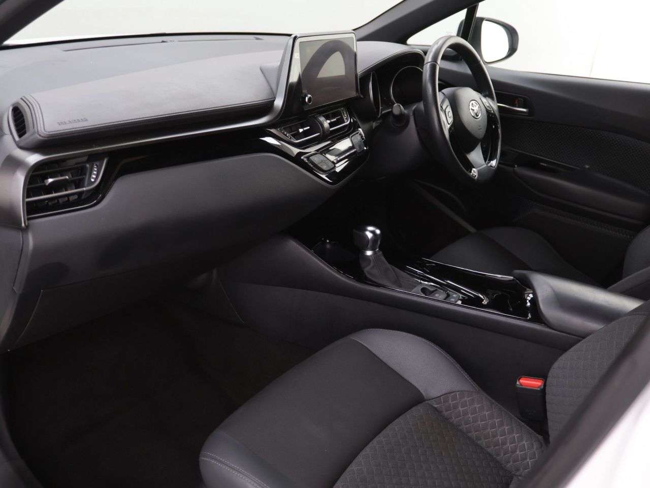 2023 TOYOTA C-HR 2023 TOYOTA C-HR
