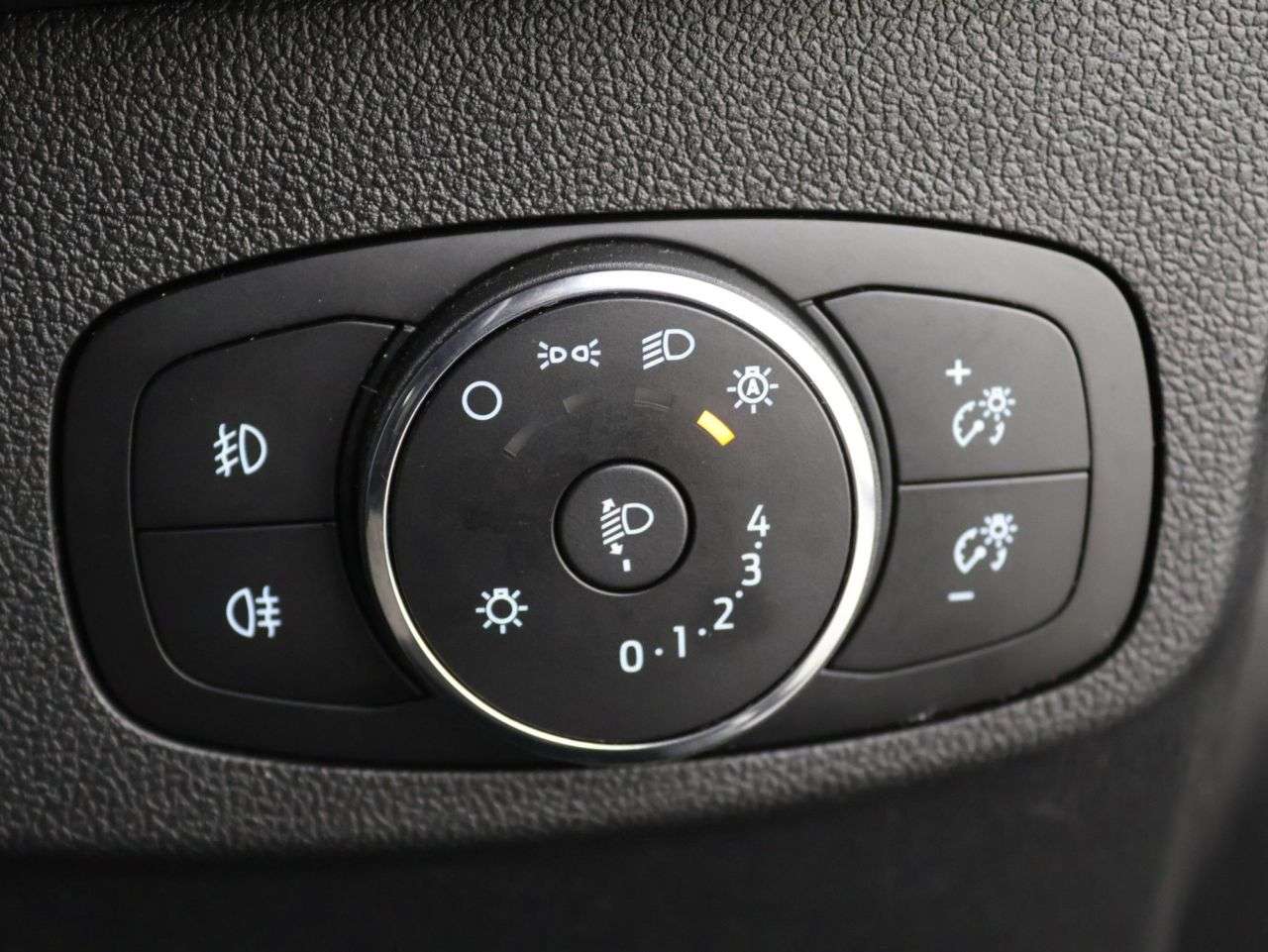2023 FORD FOCUS 2023 FORD FOCUS