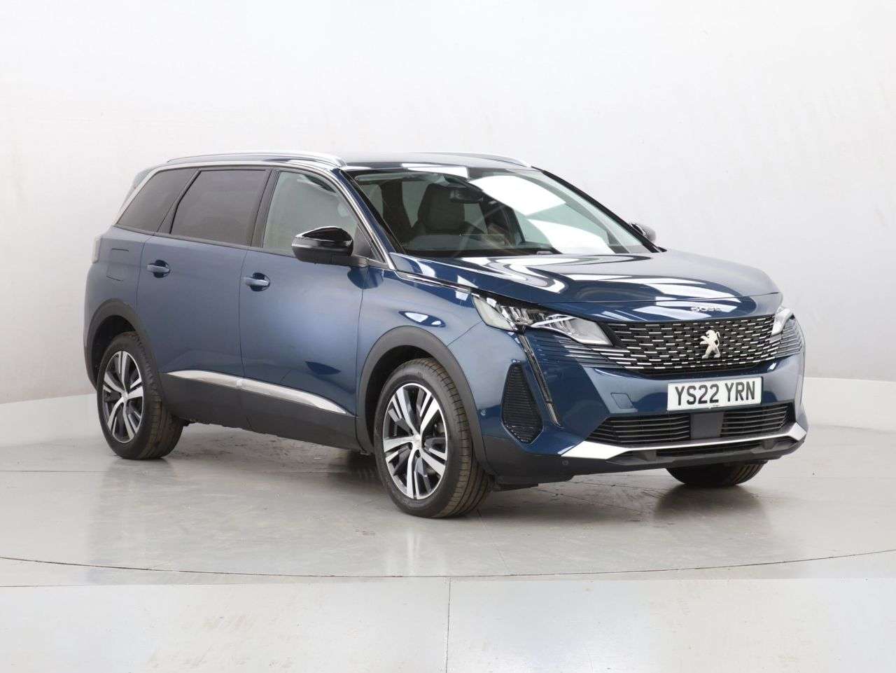 A 2022 PEUGEOT 5008 1.5 BlueHDi Allure Premium SUV 5dr Diesel EAT Euro 6 (s/s) (130 ps) A 2022 PEUGEOT 5008 1.5 BlueHDi Allure Premium SUV 5dr Diesel EAT Euro 6 (s/s) (130 ps)
